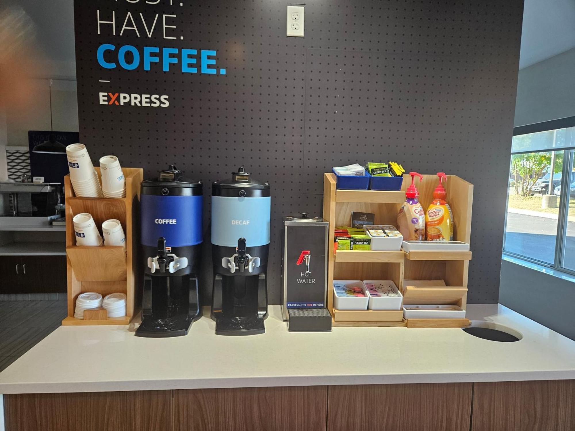 Holiday Inn Express And Suites Chicago West - St Charles By Ihg Saint Charles Extérieur photo