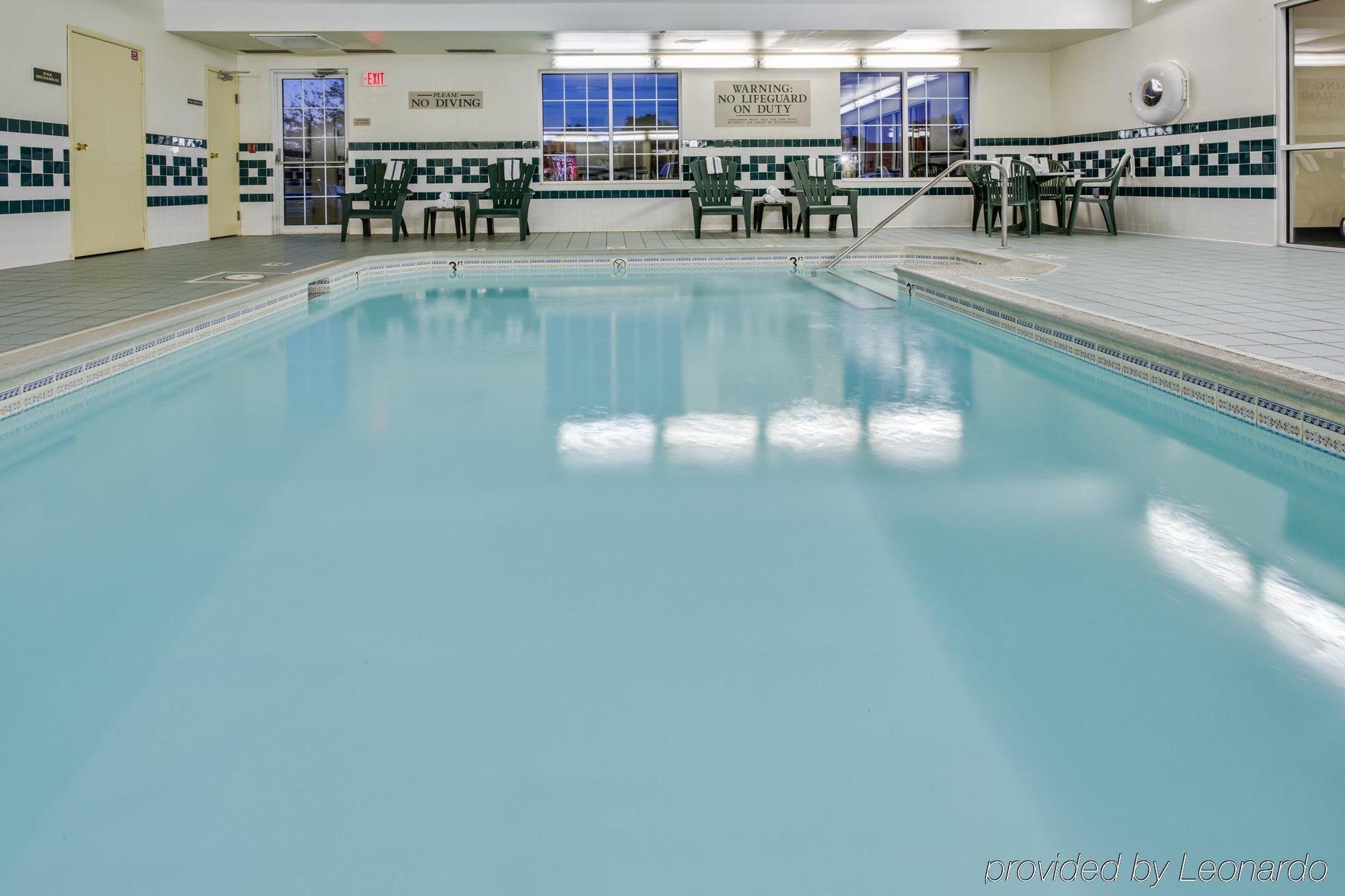 Holiday Inn Express And Suites Chicago West - St Charles By Ihg Saint Charles Extérieur photo